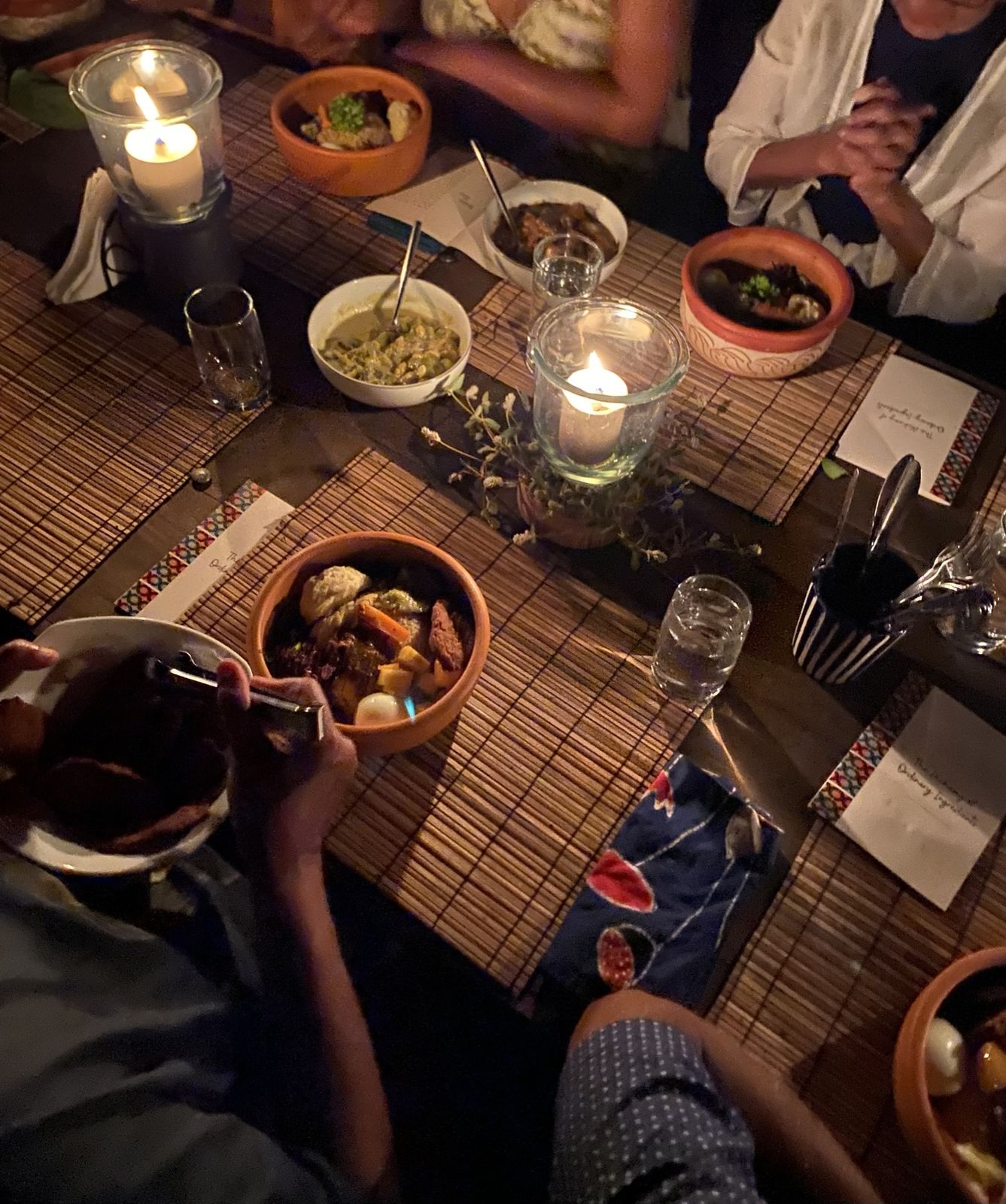 Meals around the open kitchen at Galkadawala